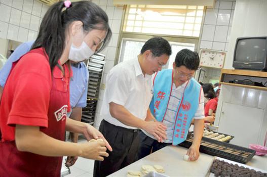 20100918-地檢署關懷活動昨至烈嶼
