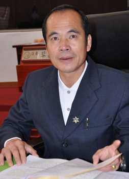 20101218-《縣政總質詢》林金量:領導首重用人唯才薦舉副縣長人選
