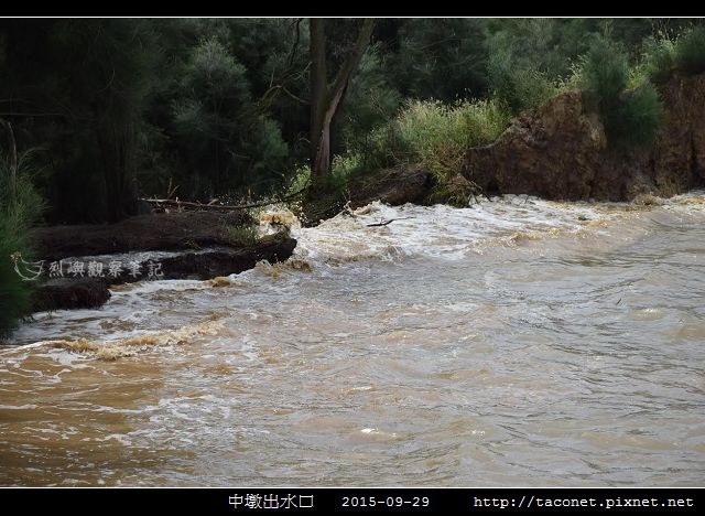 中墩出水口-06.jpg